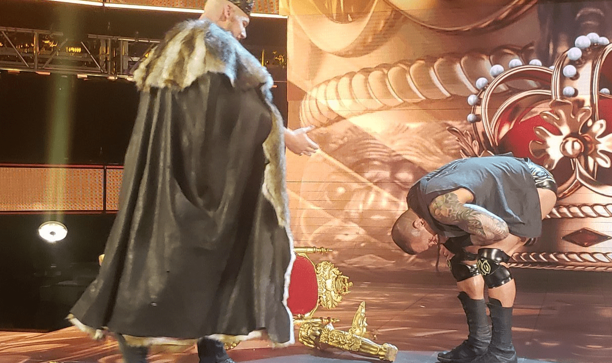 King Corbin’s Throne Accidentally Breaks During WWE RAW