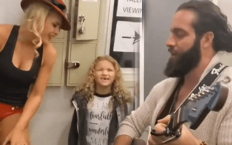 Lacey Evans & Daughter Sing With Elias