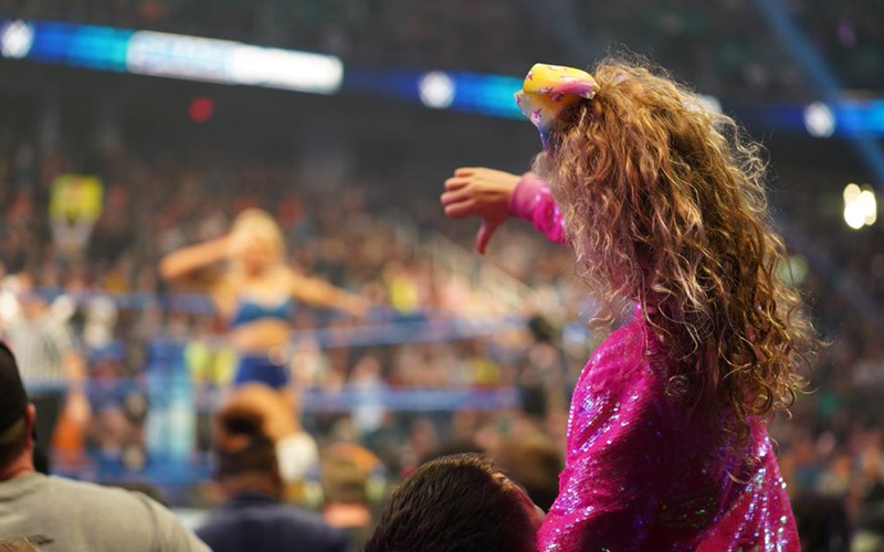 Bayley Says Lacey Evans’ Daughter Thinks She’s Trash