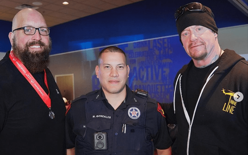 The Undertaker & Big Show Attend Special Olympics Event Before WWE Royal Rumble