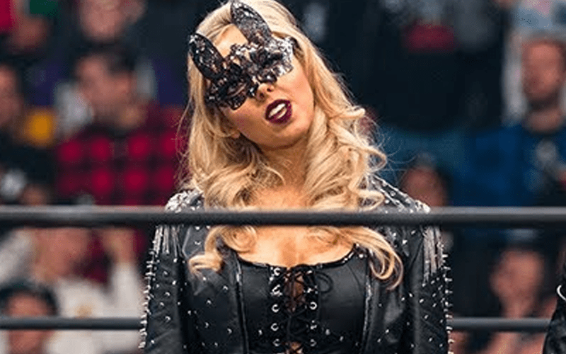Allie Auctions Off Ring Gear For Friend Battling Cancer