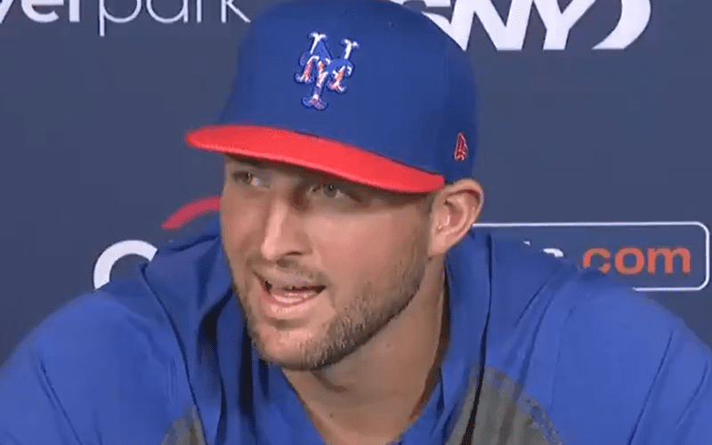 Tim Tebow Confirms Talks With XFL