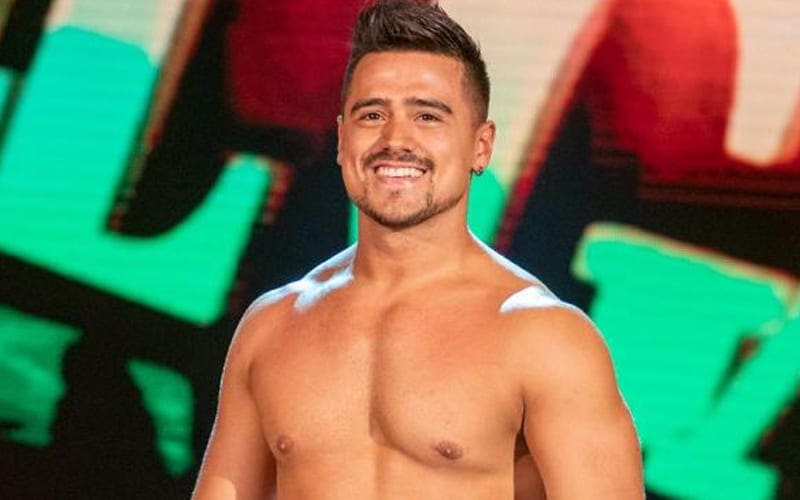 Who Angel Garza Kissed During WWE RAW This Week
