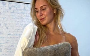 Charlotte Flair Wearing ONLY A Pillow In New Viral #PillowChallenge