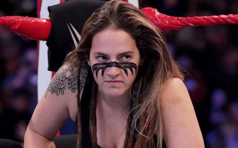 Sarah Logan Appears During WWE SmackDown This Week