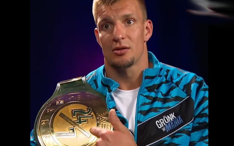 Rob Gronkowski Ready To Defend WWE 24/7 Title In NFL(01)