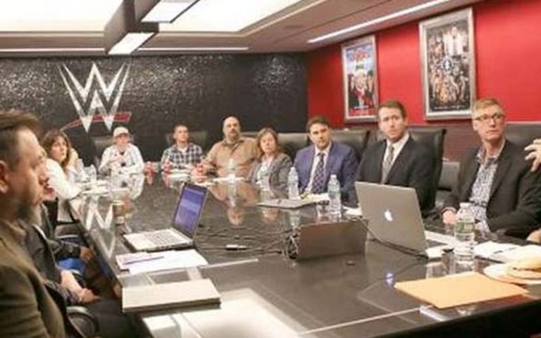 Heat On WWE RAW Writer After Admitting They Have No Wrestling Knowledge
