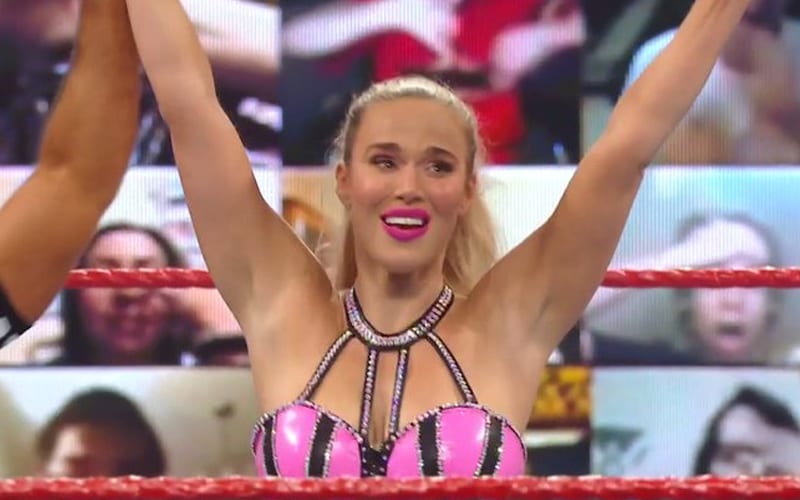 Raw 4/13/15: A new No. 1 contender to the Divas 