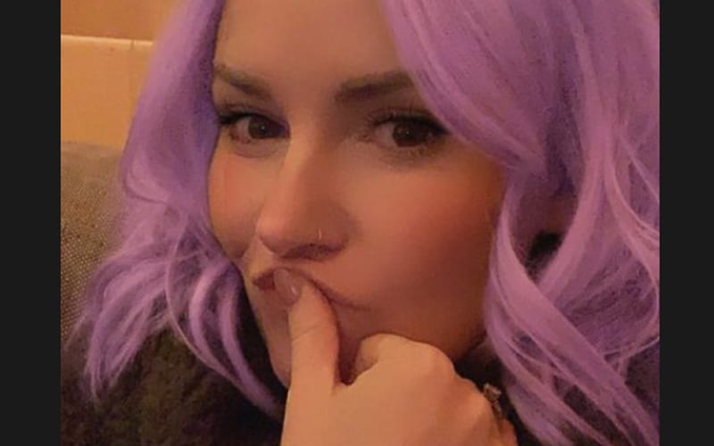 Renee Paquette Shows Off New Purple Hair Look