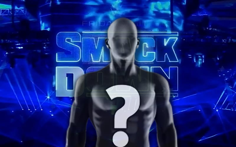 WWE Superstar Suffers Possible Injury During SmackDown