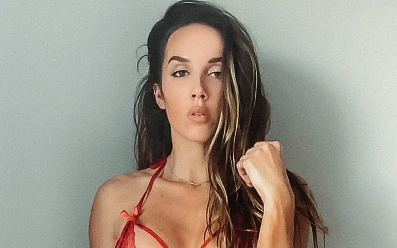 Chelsea Green Drops Stunning Lingerie Photo To Get Ready For Valentine’s Day