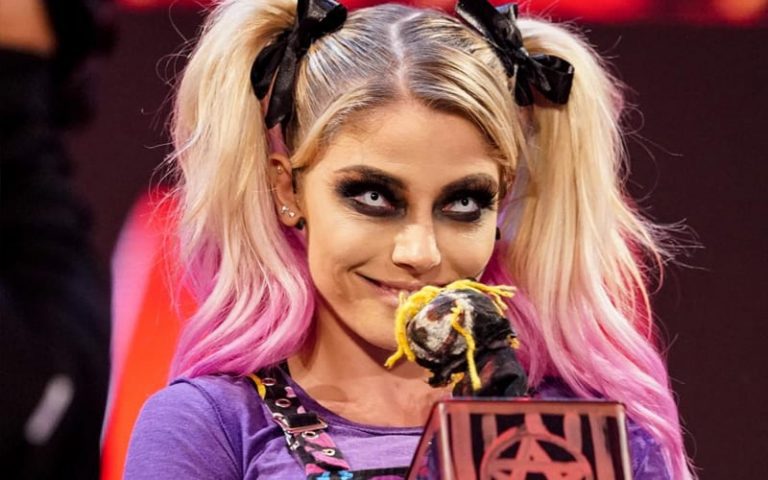 Creative Pitch Called for Alexa Bliss to Wear a Mask