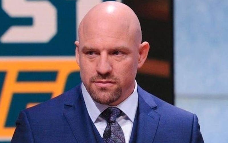 Jimmy Smith To Become New WWE RAW Lead Announcer