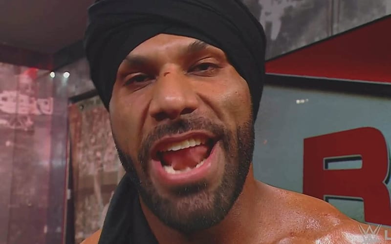 Jinder Mahal Makes Return To WWE RAW With New Stable