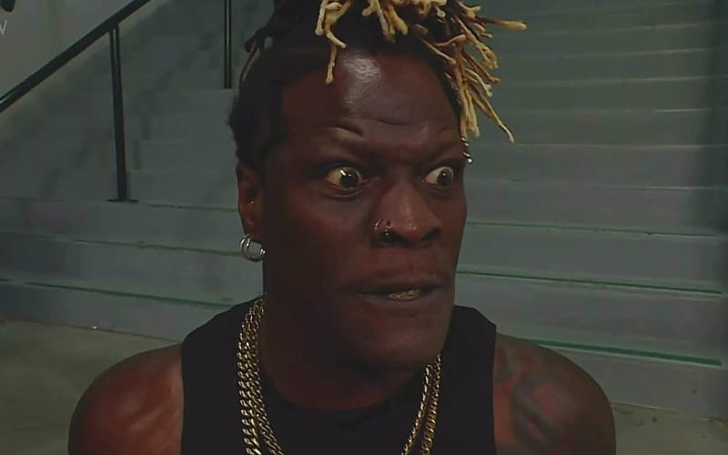 R-Truth Loses WWE 24/7 Title On RAW