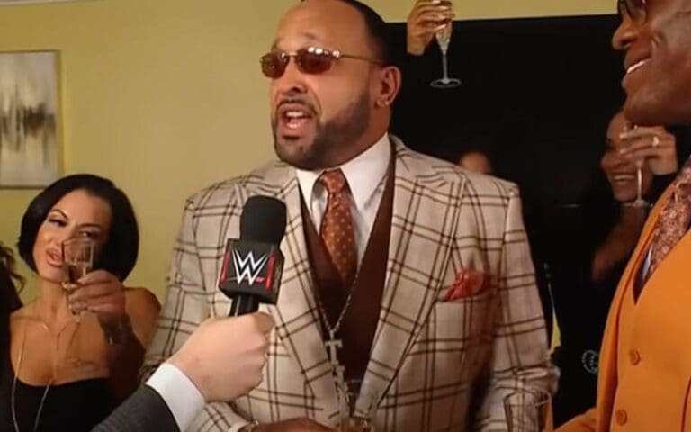MVP Brutally Roasts Fan Who Made Derogatory Remarks About the Women Partying with Bobby Lashley