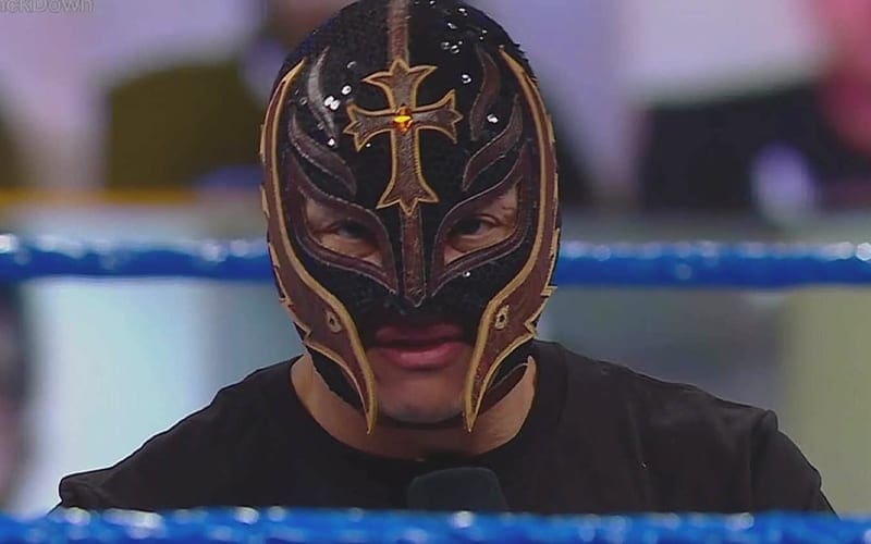 Mark Henry Explains How Rey Mysterio Became A Major Player Despite His Height