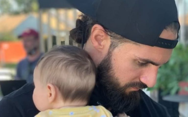 Becky Lynch Reveals New Photo Of Seth Rollins & Daughter Roux On Father’s Day