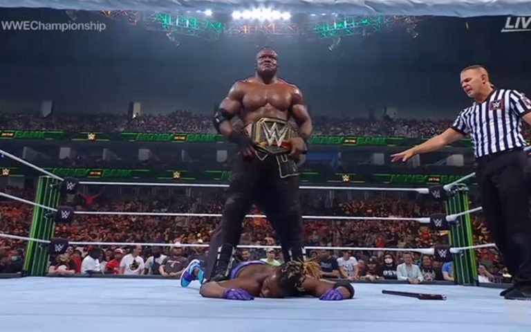 Kofi Kingston Apologizes To Fans After Crushing Loss At WWE Money In The Bank