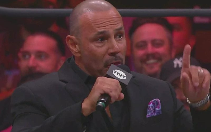 Chavo Guerrero Jr. Debuts For AEW As Andrade’s Executive Consultant