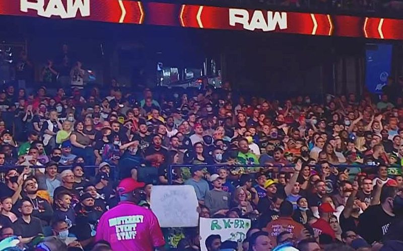 Chicago Crowd Filled WWE RAW With Epic Chants All Night