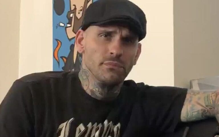 Corey Graves Calls Out Fan Who Interrupted His Meal To Ask For A Picture