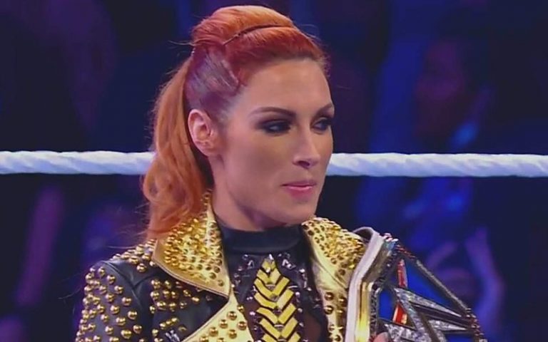 WWE Locker Room Standing Behind Becky Lynch After Charlotte Flair Confrontation