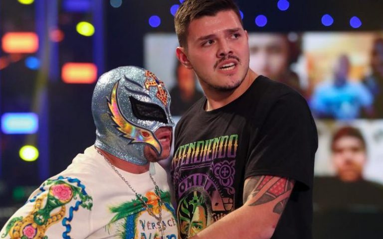 WWE Holding Back On Rey Mysterio & Dominik Mysterio Split