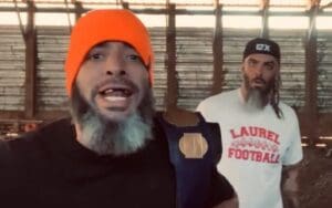 Briscoe Brothers Invite Tony Khan To Park His Private Jet In Their Corn Field