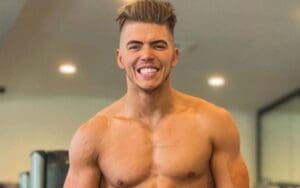 Sammy Guevara Captures Attention Using Same 'Living My Best Life' Caption As Tay Conti