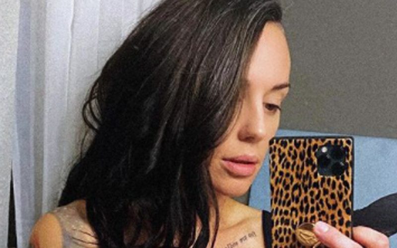 Kaitlyn Sends Message Of Body Positivity With Sultry Black Bikini Selfie