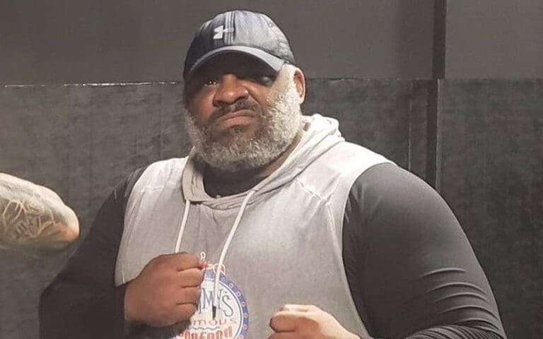 Keith Lee Shows Off His Samuel L. Jackson Look