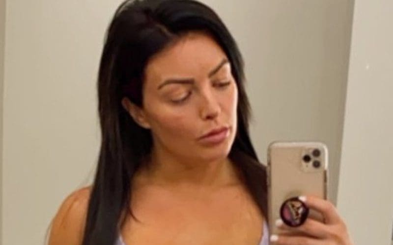Mandy Rose Shows Off Her Champ Lifestyle With Smoking Selfie