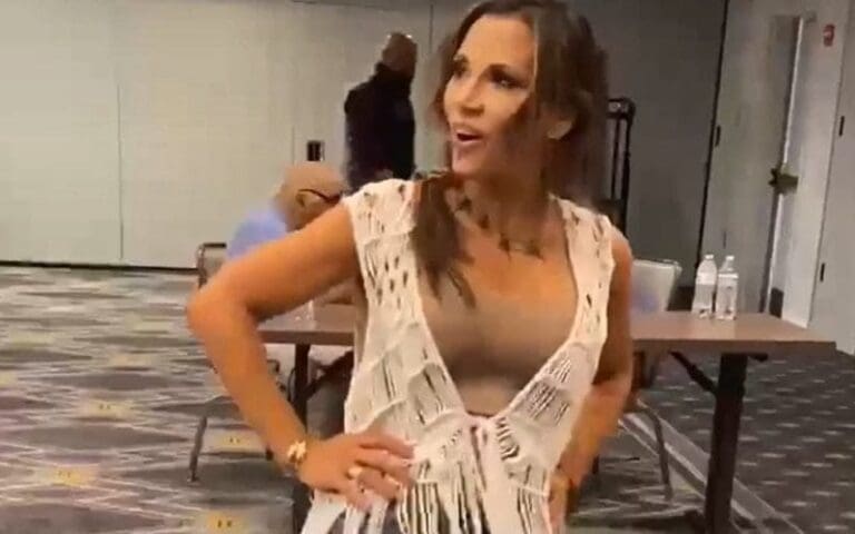 Mickie James Prepares For Royal Rumble With Hilarious Dance Video