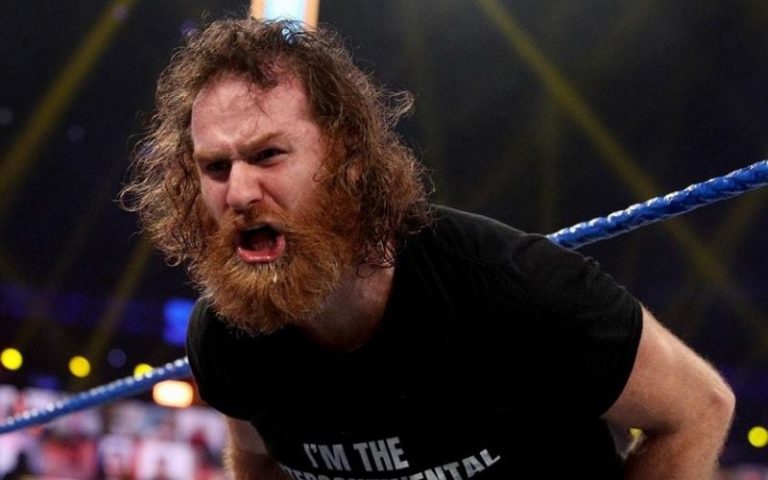Sami Zayn Calls Out Johnny Knoxville For Sharing Fake Photo Of Him