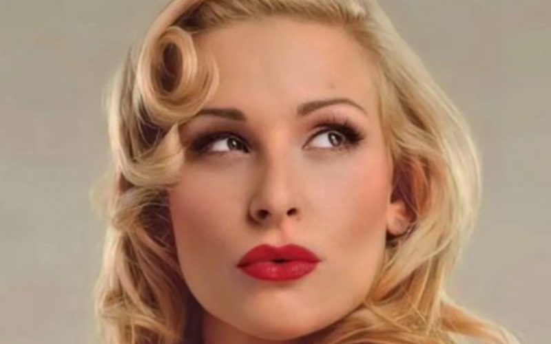 Natalya Looks Unrecognizable While Channeling Hollywood Legend In Stunning Glamor Shot