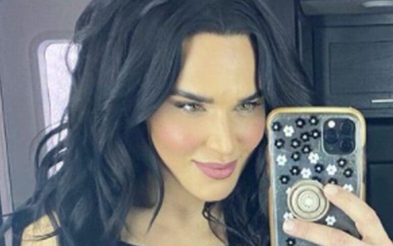 Lana Plugs Upcoming Movie Role With Scantily Clad Photo