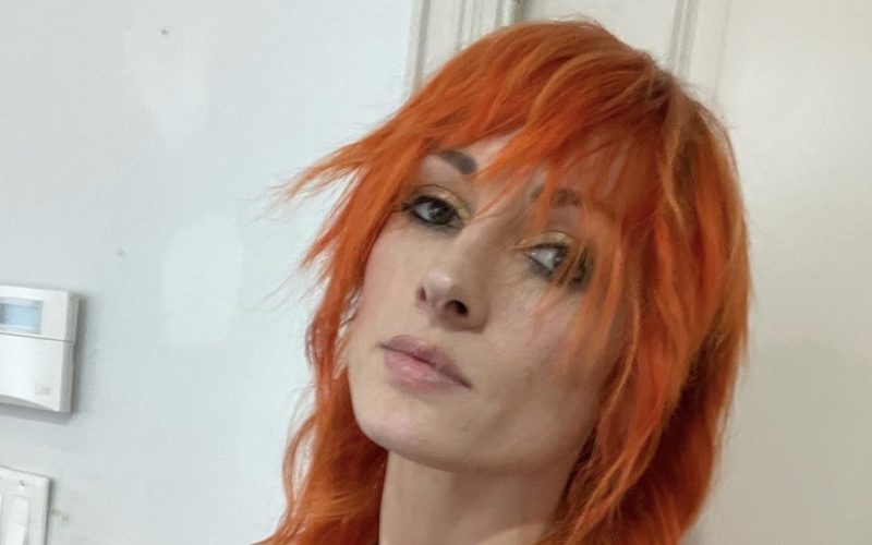 Becky Lynch Debuts New Look After Bianca Belair’s Scissor Attack On WWE RAW