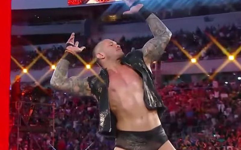 Randy Orton Nearly Passed Out During WrestleMania 33 Entrance
