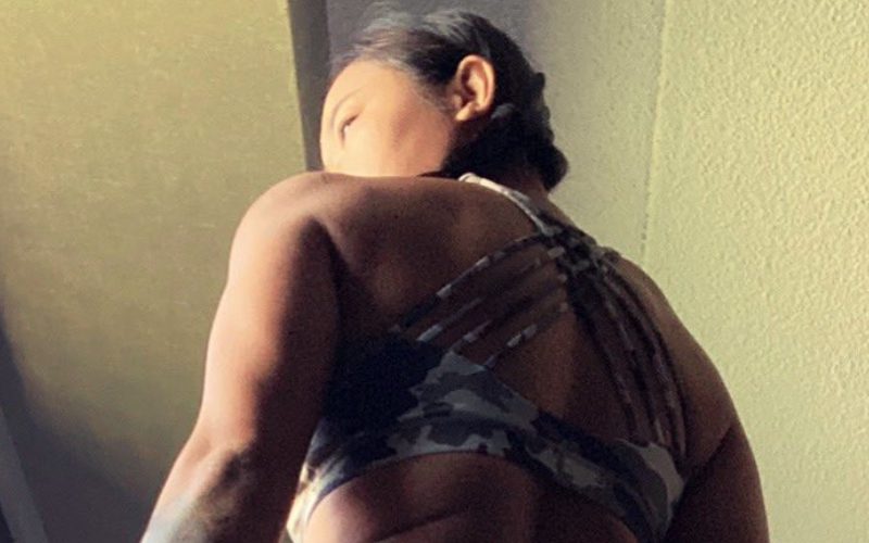 Xia Li Shows Off Results After Grueling Workout In Sizzling Photo Drop