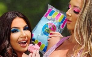 Chelsea Green & Jessica McKay Give Sweet Sneak Peek At Their Last Photo Collaboration