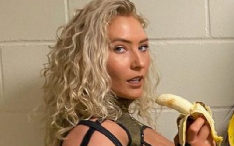 Nikkita Lyons Steals The Show In Epic Banana Photo With Indi Hartwell & Wendy Choo
