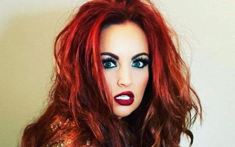Maria Kanellis Turns Heads In Super Seductive Gold Lingerie Photo Drop