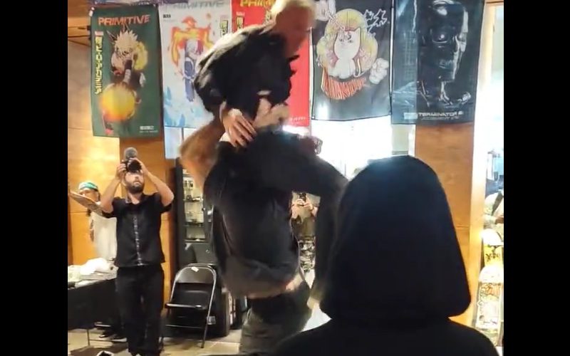 Brody King Attacks Darby Allin During Autograph Signing
