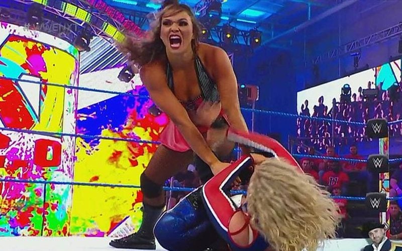 Nikkita Lyons Suffers Wardrobe Malfunction On WWE NXT 2.0