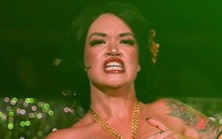 Shaul Guerrero Loses Her Clothes In Ultra Revealing Burlesque Show Photo Drop