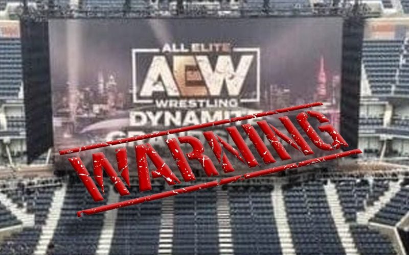 AEW Sends Major Warning To Fans Attending Grand Slam Event