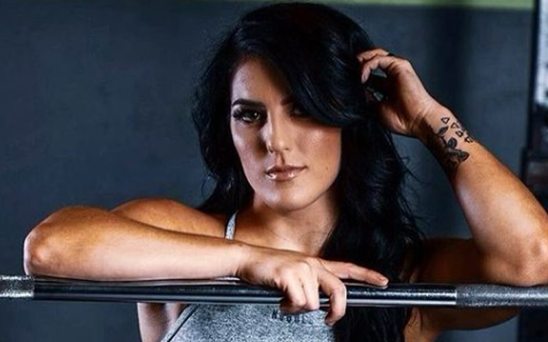 Tessa Blanchard Shows Off Her Toned Abs In Gorgeous Gym Photo Drop