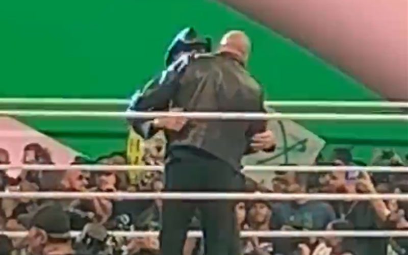 Triple H & Shawn Michaels Share Heartfelt Moment After WWE Raw Goes Off The Air