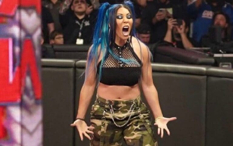 Mia Yim Breaks Character To Take Down Rhea Ripley Troll